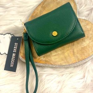 Steve Madden trifold wallet! NWT